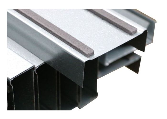 Metal stud horizontaal sfu laag 50 + 1x20mm foamband